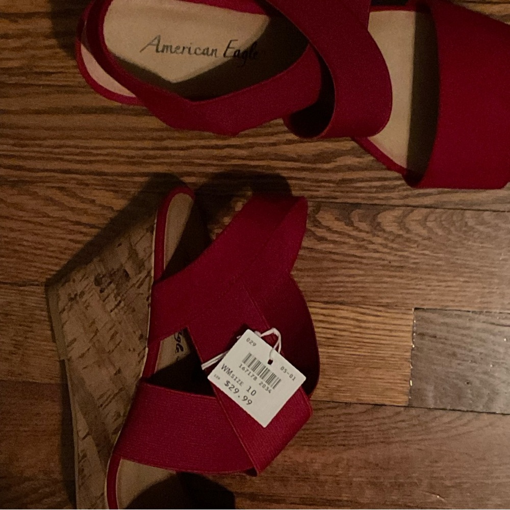 Red Wedges - Picture 4 of 5